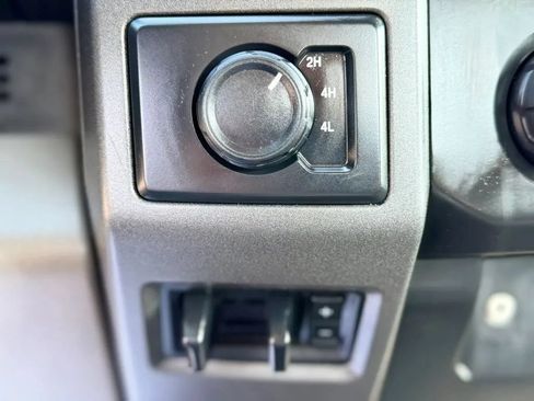 Used 2019 Ford F350 XL w/ Power Equipment Group AWD/4WD image 19