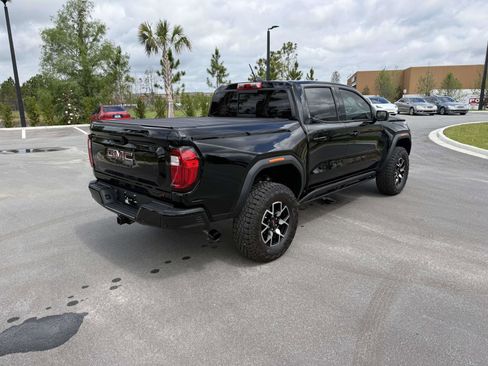 Used 2024 GMC Canyon AT4X AWD/4WD image 3