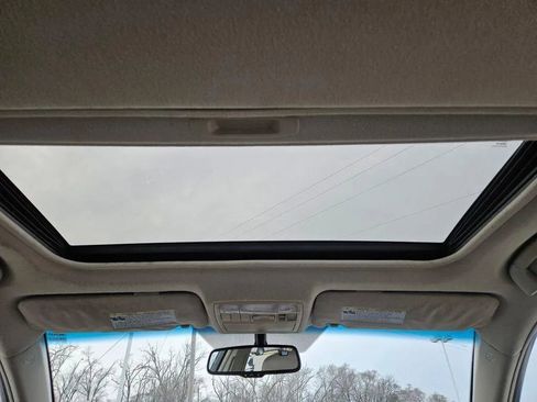 Used 2010 Toyota Camry XLE image 34