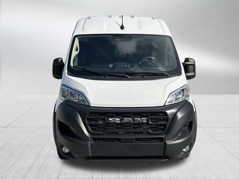 Used 2025 RAM ProMaster 2500 w/ Convenience Group FWD image 2
