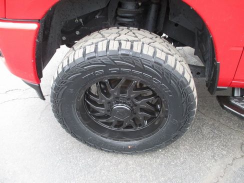 Used 2024 RAM 3500 Laramie w/ Night Edition image 13