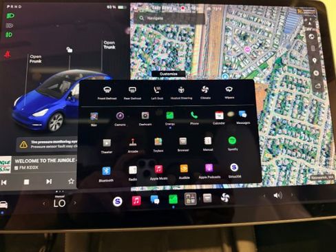 Used 2021 Tesla Model Y Long Range AWD/4WD image 30