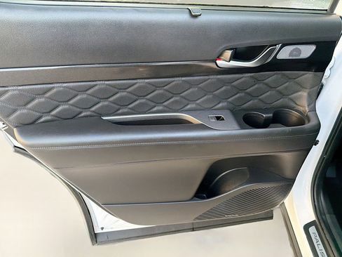 Used 2022 Hyundai Palisade Calligraphy image 26