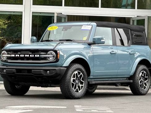 Certified 2023 Ford Bronco Outer Banks AWD/4WD image 8