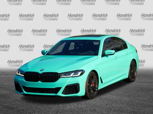 Used 2023 BMW M550i xDrive w/ Executive Package AWD/4WD image 5
