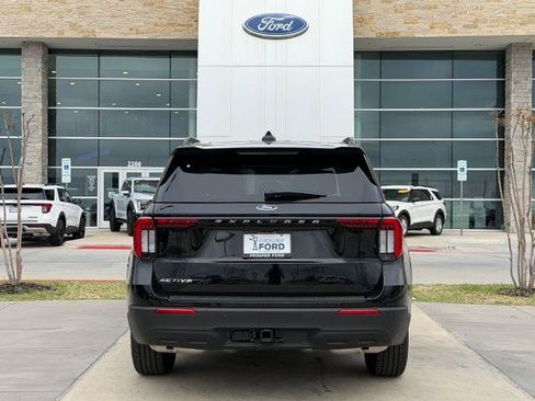 New 2026 Ford Explorer Active RWD image 49
