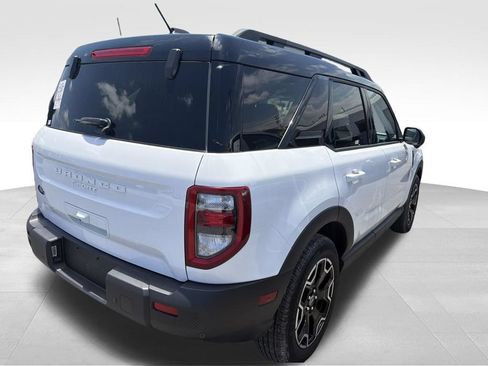Used 2025 Ford Bronco Sport Outer Banks w/ Outer Banks Tech Package+ AWD/4WD image 24