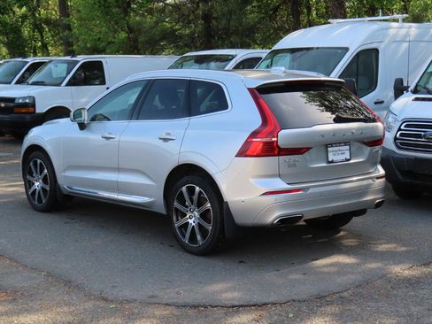Used 2018 Volvo XC60 T6 Inscription w/ Convenience Package AWD/4WD image 4