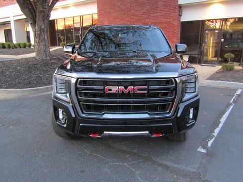 Used 2023 GMC Yukon AT4 image 15
