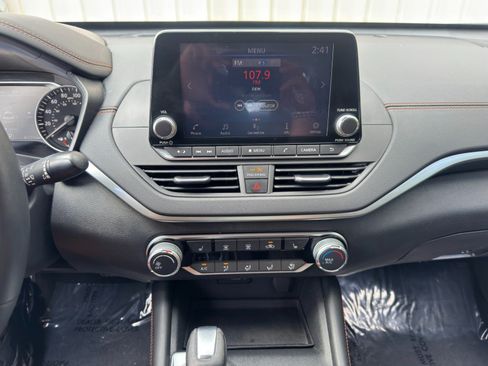 Used 2020 Nissan Altima 2.0 SR FWD image 22