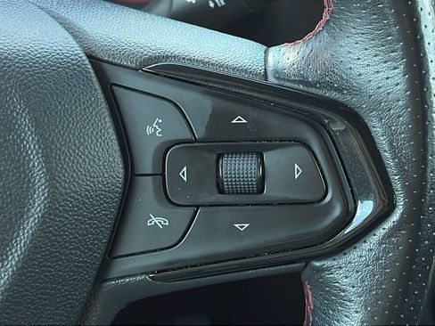 Used 2021 Chevrolet TrailBlazer RS w/ Technology Package FWD image 20