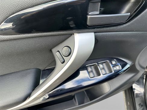 Used 2023 Mitsubishi Eclipse Cross LE image 14