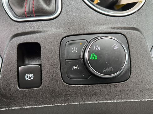 Used 2023 Chevrolet Traverse RS w/ LPO, Floor Liner Package image 13