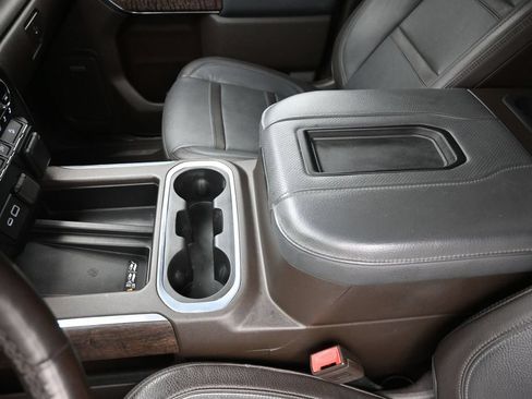 Used 2022 GMC Sierra 2500 Denali w/ Technology Package AWD/4WD image 19