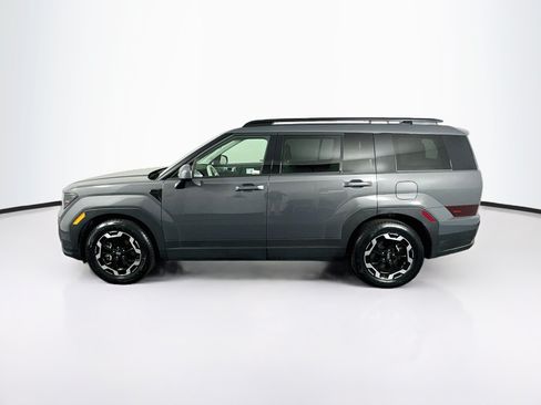 Used 2026 Hyundai Santa Fe SEL FWD image 4