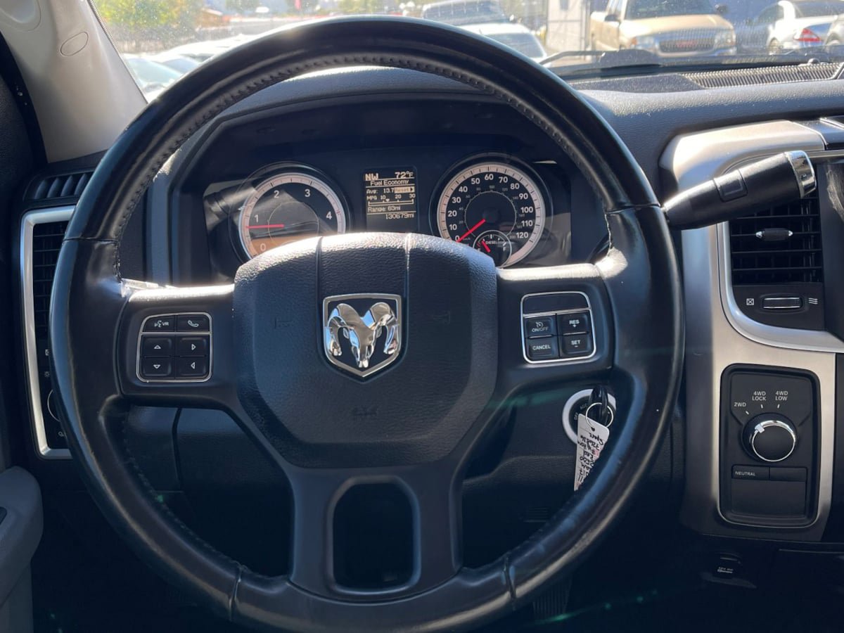 Used 2017 RAM 2500 Big Horn AWD/4WD image 32