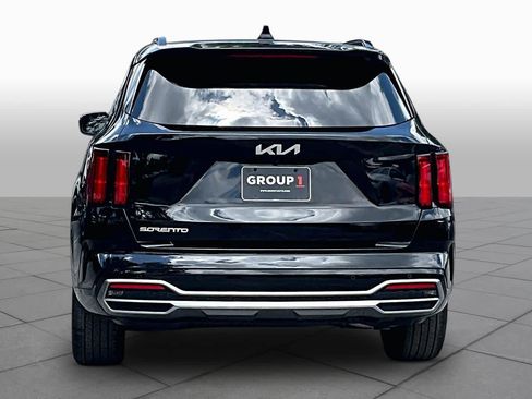 Used 2023 Kia Sorento SX FWD image 5