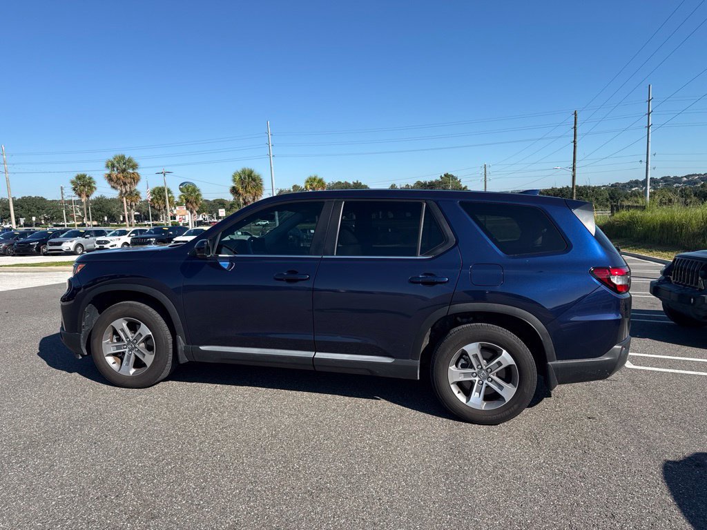 Used 2025 Honda Pilot EX-L image 4