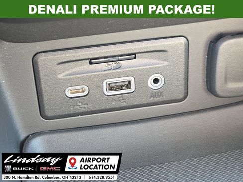 Used 2023 GMC Terrain Denali w/ Denali Premium Package image 39