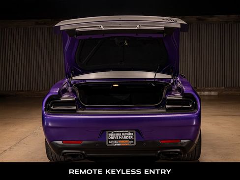 Used 2023 Dodge Challenger SRT Hellcat RWD image 8
