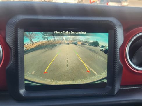 Used 2021 Jeep Wrangler Unlimited Rubicon image 25