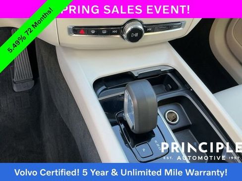 Certified 2023 Volvo XC60 B5 Plus w/ Protection Package Premier FWD image 23