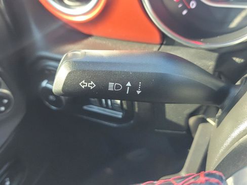 Used 2021 Jeep Wrangler Unlimited Rubicon AWD/4WD image 21