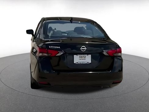 Used 2025 Nissan Versa SV w/ Trunk Package FWD image 11