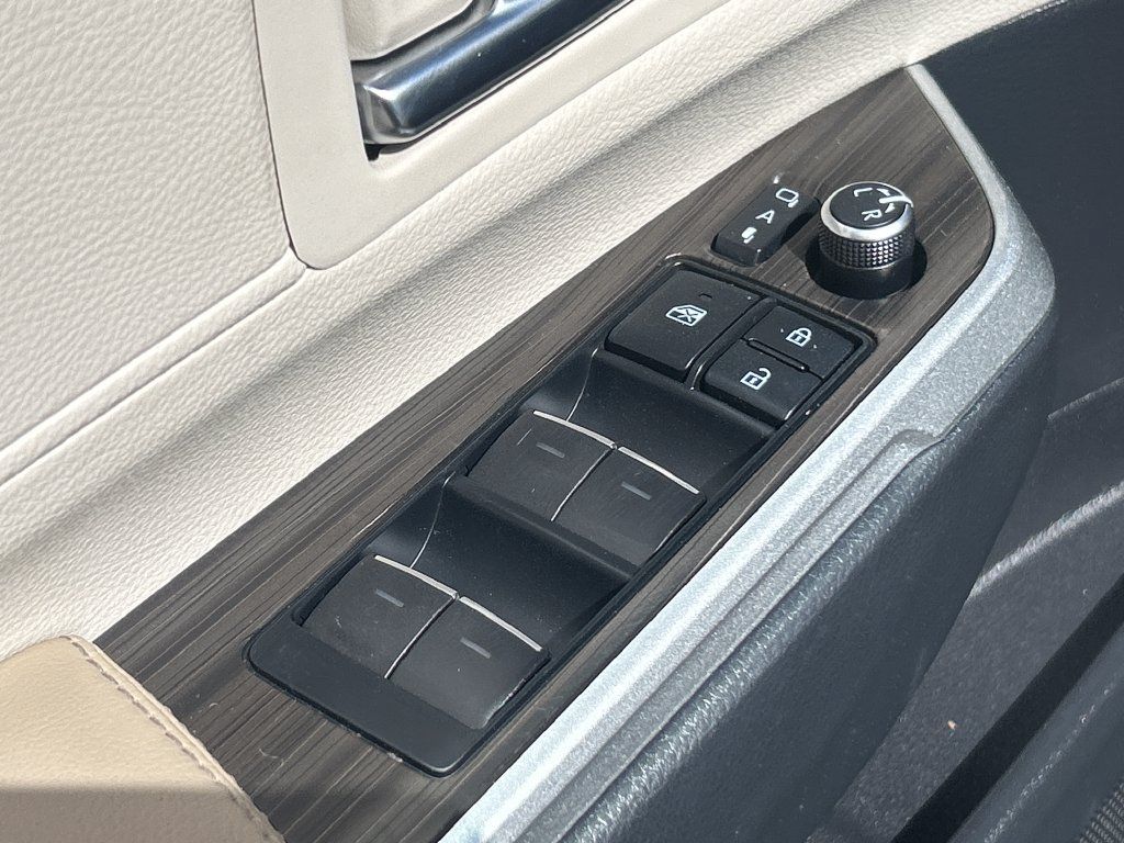 Certified 2022 Toyota Sienna Limited AWD/4WD image 20