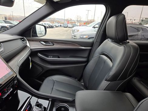 New 2025 Jeep Grand Cherokee Limited AWD/4WD image 23