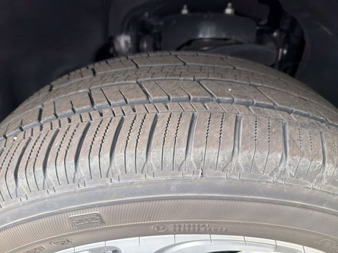 Used 2024 Lincoln Navigator Reserve image 5