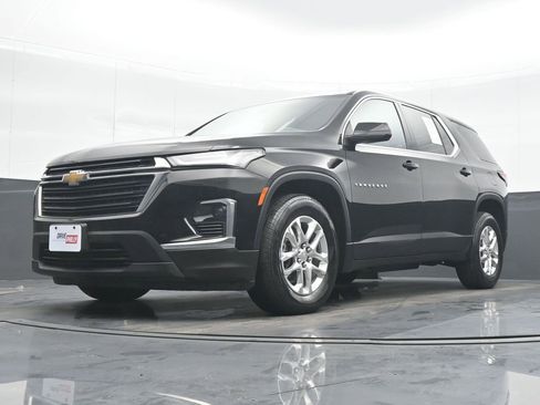 Used 2023 Chevrolet Traverse LS w/ LPO, Floor Liner Package image 16