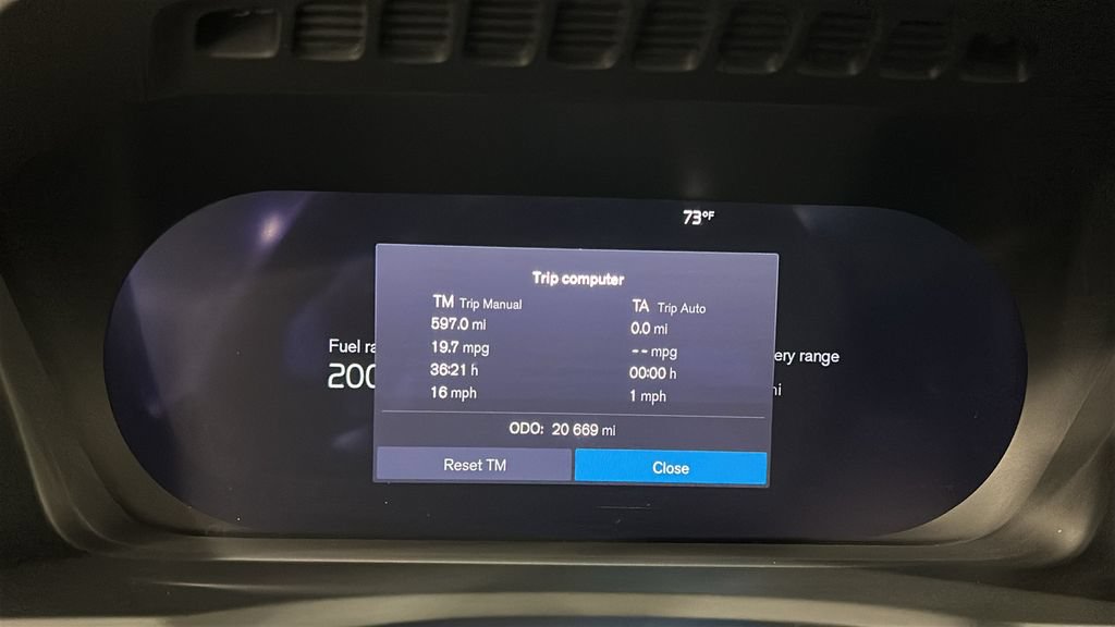 Certified 2024 Volvo XC90 T8 Plus w/ Protection Package AWD/4WD image 15