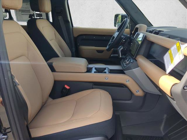New 2026 Land Rover Defender 130 V8 AWD/4WD image 19