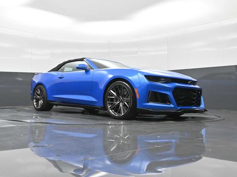 Used 2024 Chevrolet Camaro ZL1 image 25