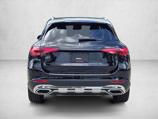Used 2023 Mercedes-Benz GLC 300 image 7