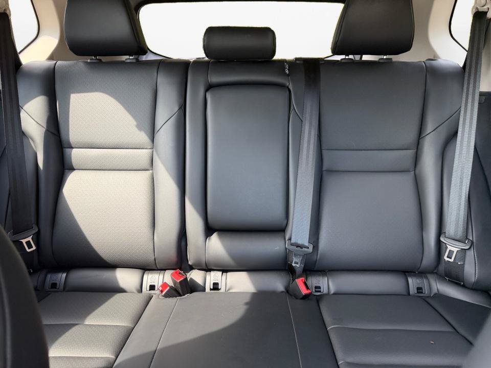 Used 2021 Nissan Rogue SV w/ Premium Package FWD image 12