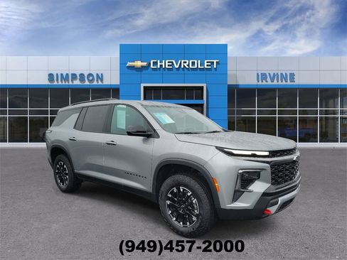 Certified 2025 Chevrolet Traverse Z71 w/ LPO, Cargo Package image 2