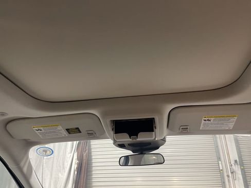 Used 2022 Ford Escape SEL image 16