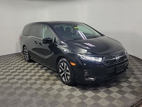 Certified 2025 Honda Odyssey EX-L image 1