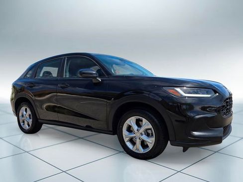 Certified 2024 Honda HR-V LX image 3