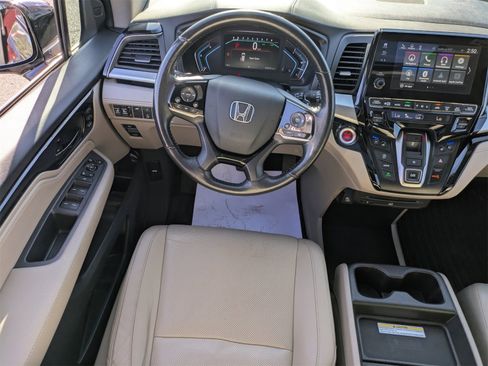 Used 2019 Honda Odyssey Elite image 19