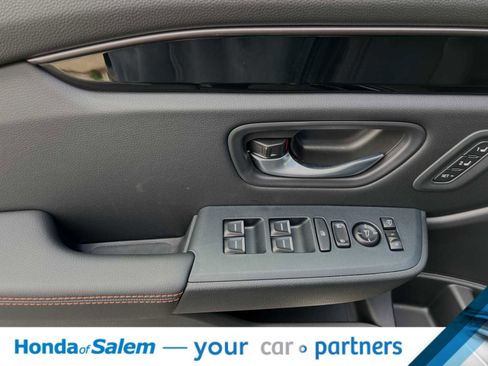 New 2025 Honda Pilot TrailSport image 12