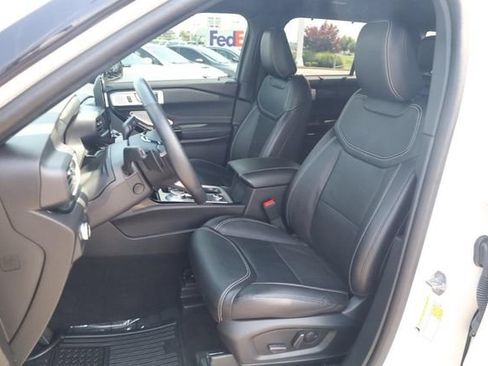 Certified 2022 Ford Explorer ST w/ Equipment Group 401A AWD/4WD image 21