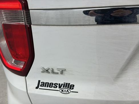 Used 2019 Ford Explorer XLT w/ Equipment Group 201A image 37