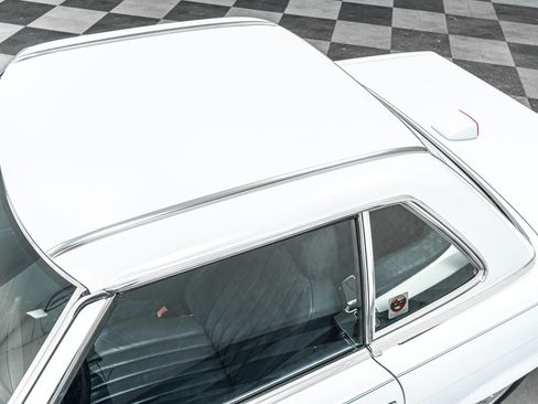 Used 1987 Mercedes-Benz 560 SL image 44