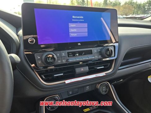 New 2026 Toyota Grand Highlander AWD Hybrid image 11