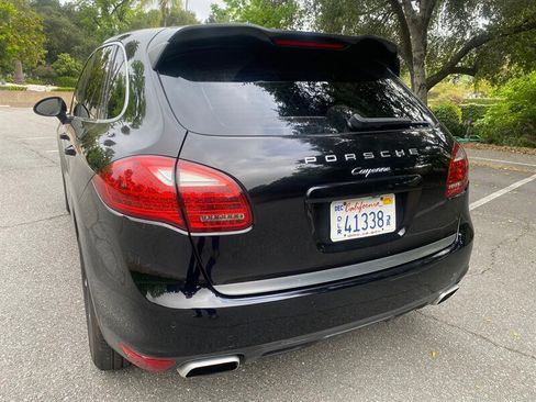 Used 2012 Porsche Cayenne AWD/4WD image 15