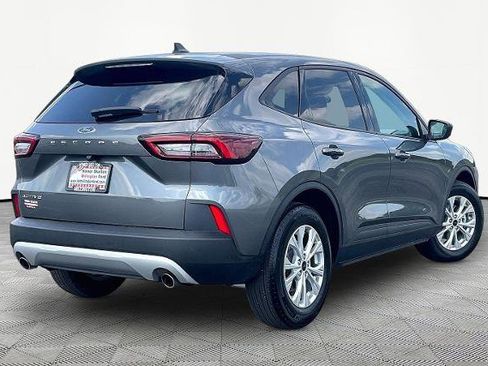 Certified 2025 Ford Escape Active FWD image 11