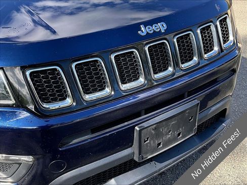 Used 2018 Jeep Compass Latitude w/ Popular Equipment Group AWD/4WD image 26